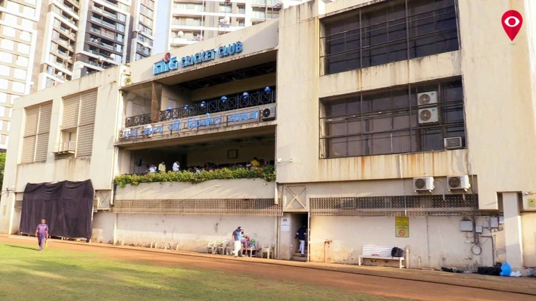 एमआयजी क्लबला म्हाडाचा दणका, कराराचं उल्लंघन केल्याप्रकरणी ५३ कोटींचा दंड एमआयजी क्लबला म्हाडाचा दणका, कराराचं उल्लंघन केल्याप्रकरणी ५३ कोटींचा दंड