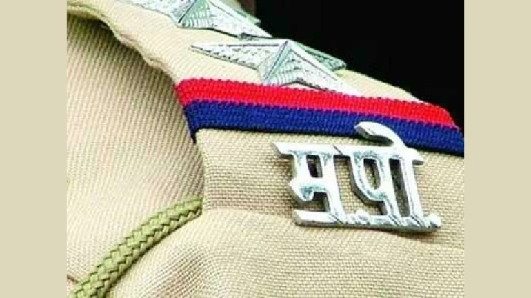 महाराष्ट्रातल्या ४४ अधिकाऱ्यांचा प्रजासत्ताक दिनी गौरव महाराष्ट्रातल्या ४४ अधिकाऱ्यांचा प्रजासत्ताक दिनी गौरव