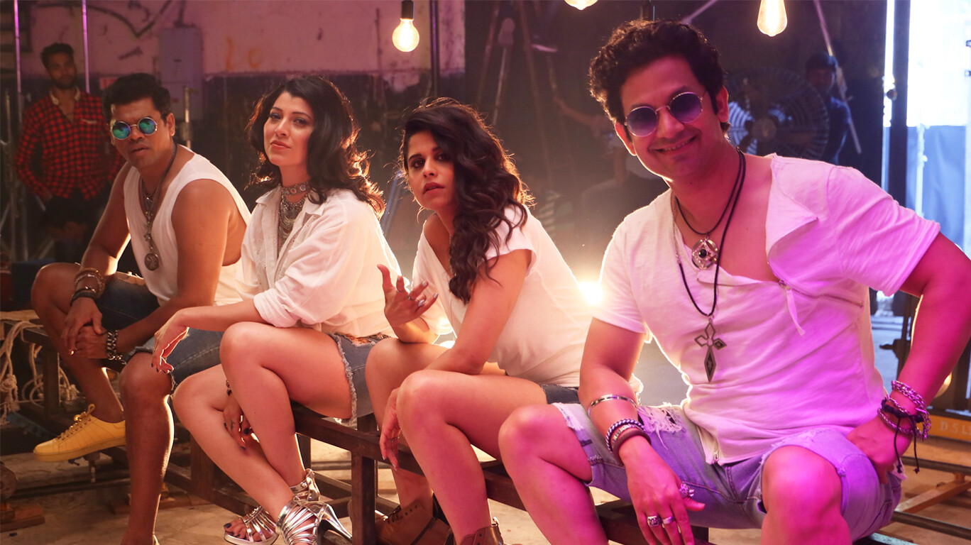 सई, तेजस्विनी, सिध्दार्थ, उमेशच्या गायन-नृत्याचा जलवा !