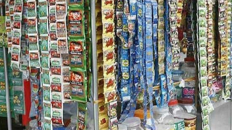 200 से अधिक अवैध पान की दुकानों पर कार्रवाई, 49 लाख के तंबाखू जनित पदार्थ जब्त 200 से अधिक अवैध पान की दुकानों पर कार्रवाई, 49 लाख के तंबाखू जनित पदार्थ जब्त