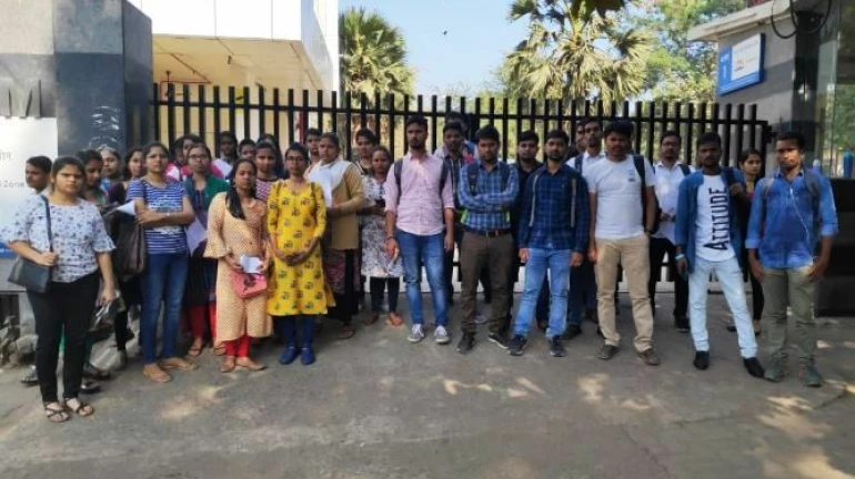 मुंबईतील वाहतुक कोंडीनं लावला ४० जणांच्या करियरला ब्रेक! मुंबईतील वाहतुक कोंडीनं लावला ४० जणांच्या करियरला ब्रेक!