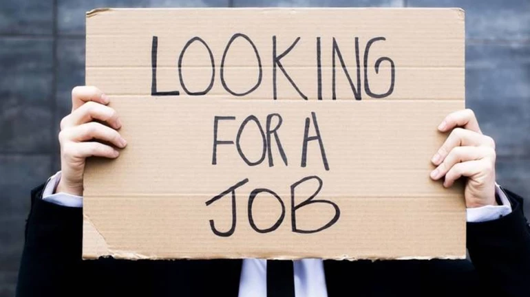 अब की बार 'बेरोजगारी' की मार, बेरोजगारीचा दर ६.१ टक्क्यांवर