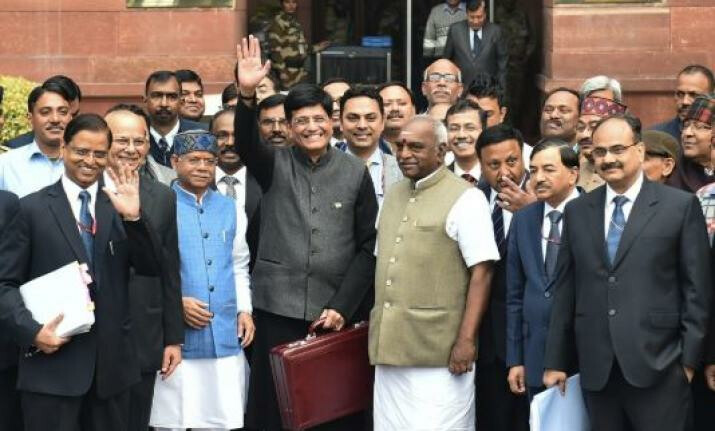 5 लाख तक की कमाई पर कोई टैक्स नहीं , अंतरिम बजट में सरकार ने की घोषणाओं की बारिश