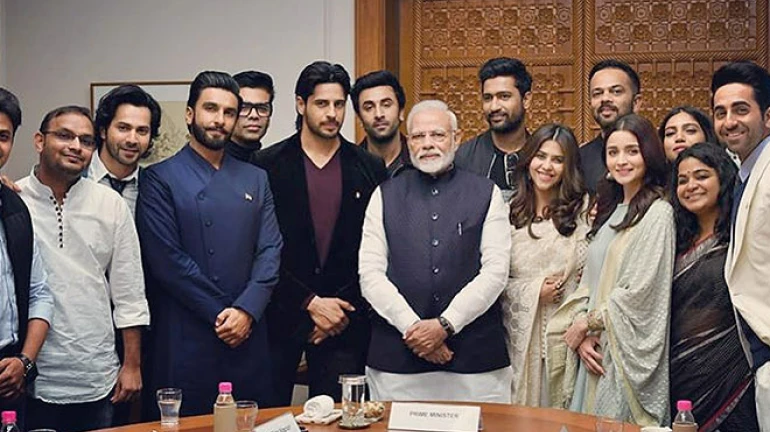 एंटरटेनमेंट इंडस्ट्री के लिए बजट में किए गए दो बड़े ऐलान एंटरटेनमेंट इंडस्ट्री के लिए बजट में किए गए दो बड़े ऐलान