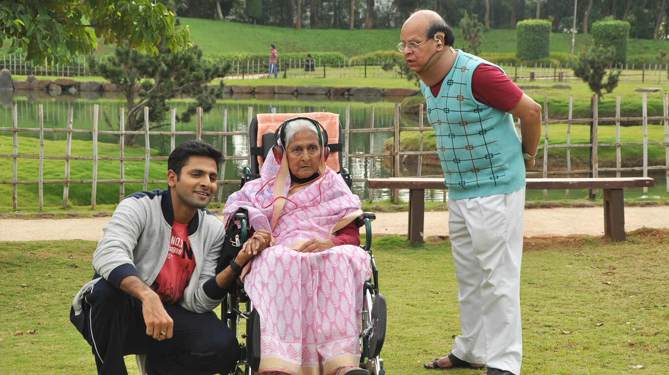 दादा कोंडकेंची आॅनस्क्रीन आई बनली वैभवची आजी!