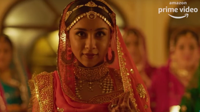 भड़कीली और खर्चीली शादियों के इर्द गिर्द घूमती ‘मेड इन हेवेन’ का ट्रेलर हुआ रिलीज भड़कीली और खर्चीली शादियों के इर्द गिर्द घूमती ‘मेड इन हेवेन’ का ट्रेलर हुआ रिलीज