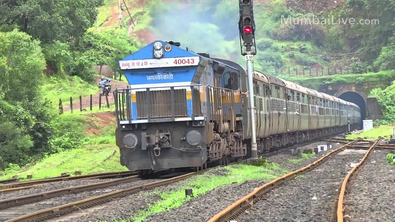 आंगणेवाडी जत्रेसाठी १० स्पेशल गाड्या