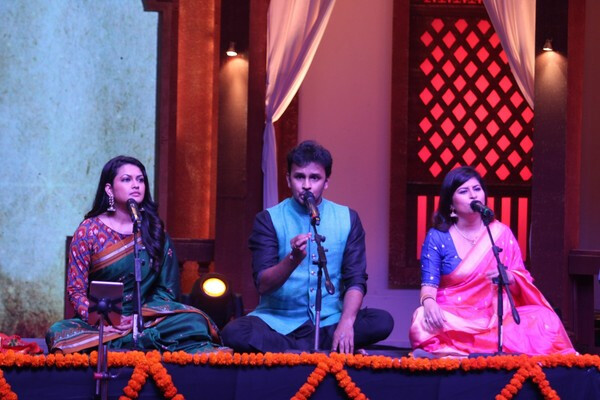 बाबूजींचा सांगितीक प्रवास उलगडणार ‘आनंदयात्री’