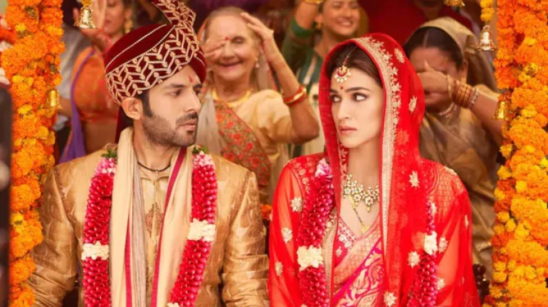Kartik Aryan and Kriti Sanon starrer Luka Chuppi's new song 'Tu Laung Main Elaichi' will get you grooving Kartik Aryan and Kriti Sanon starrer Luka Chuppi's new song 'Tu Laung Main Elaichi' will get you grooving