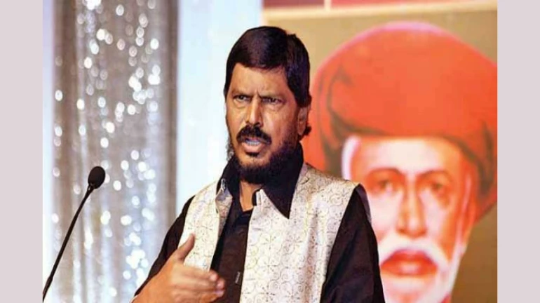 Uddhav Thackeray is Bal Thackeray's true heir: RPI (A) chief Ramdas Athawale Uddhav Thackeray is Bal Thackeray's true heir: RPI (A) chief Ramdas Athawale