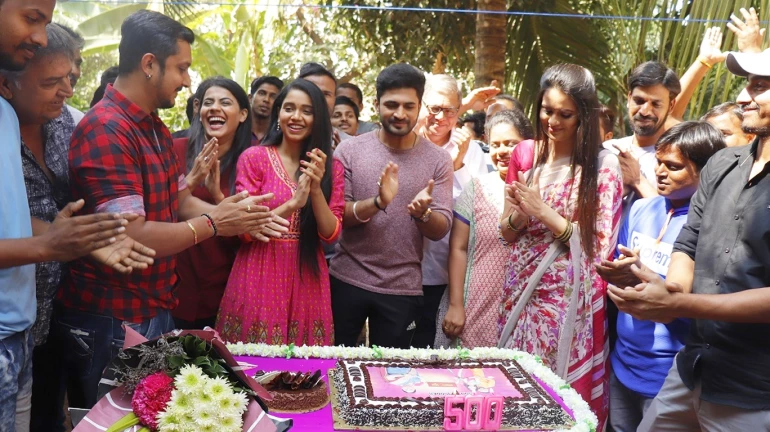 ‘घाडगे & सून’चं ५०० भागांचं सेलिब्रेशन ‘घाडगे & सून’चं ५०० भागांचं सेलिब्रेशन