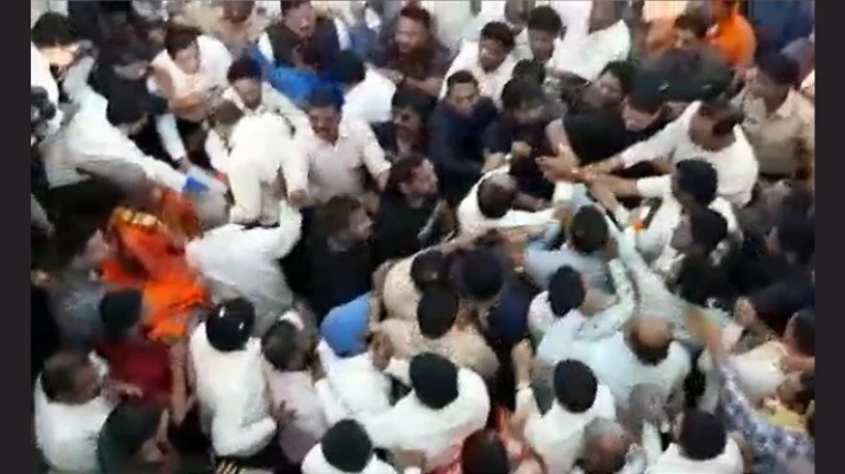 In race to take credit, Shiv Sena-NCP workers beat up each other