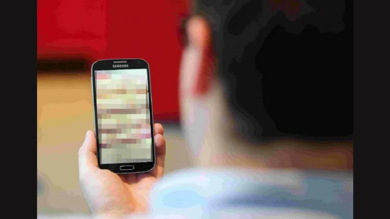 योगा महिला टीचर को अश्लील वीडियो कॉल करने वाला युवक गिरफ्तार योगा महिला टीचर को अश्लील वीडियो कॉल करने वाला युवक गिरफ्तार