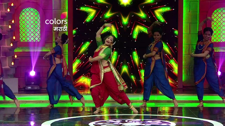 'फिरस्ते महाराष्ट्राचे' चा ‘एकदम कडक’ परफाॅर्मन्स 'फिरस्ते महाराष्ट्राचे' चा ‘एकदम कडक’ परफाॅर्मन्स