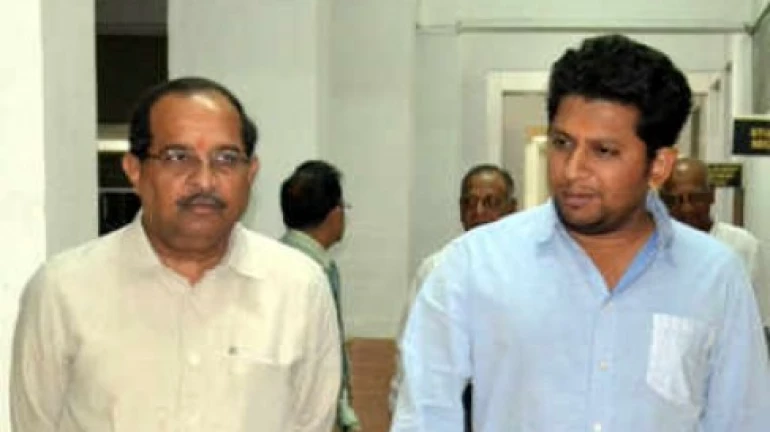 विखे-पाटील 12 अप्रैल को पीएम की उपस्थिति में हो सकते हैं बीजेपी में शामिल? विखे-पाटील 12 अप्रैल को पीएम की उपस्थिति में हो सकते हैं बीजेपी में शामिल?