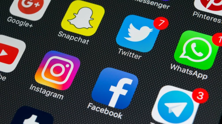 Lok Sabha Elections: Political parties will require certification for putting ads on social media platforms Lok Sabha Elections: Political parties will require certification for putting ads on social media platforms