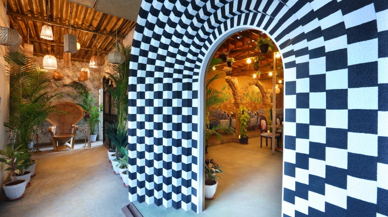 Mezze: Middle Eastern Cuisine And Culture Finds A New Home In Mumbai Mezze: Middle Eastern Cuisine And Culture Finds A New Home In Mumbai