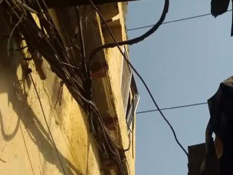 मानखुर्द में मकान की दीवार गिरने से 6 घायल