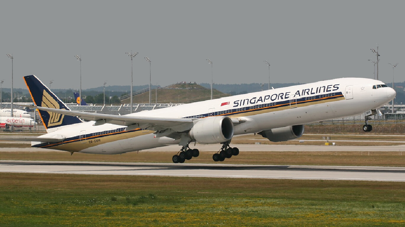 Mumbai-Singapore flight receives a bomb threat