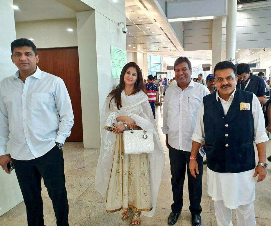 फिल्म अभिनेत्री उर्मिला मांतोडकर आज कांग्रेस में होंगी शामिल , उत्तर मुंबई से मिल सकती है उम्मीदवारी