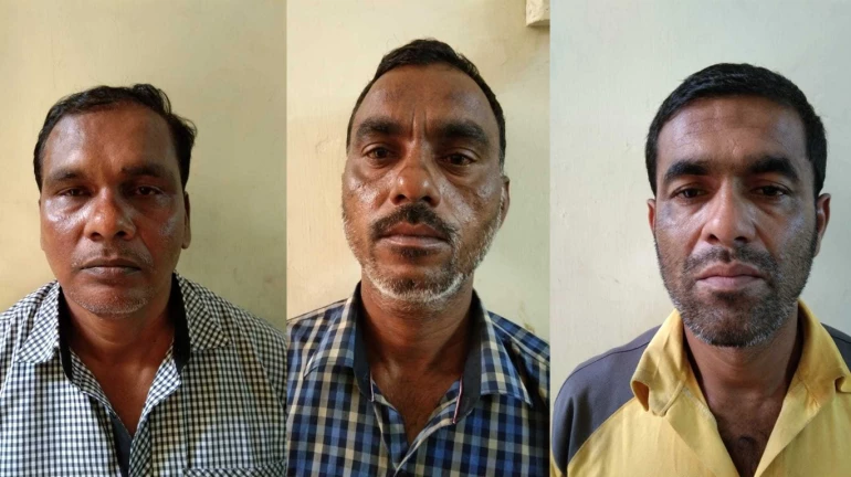 तेल की तस्करी करते चार गिरफ्तार तेल की तस्करी करते चार गिरफ्तार