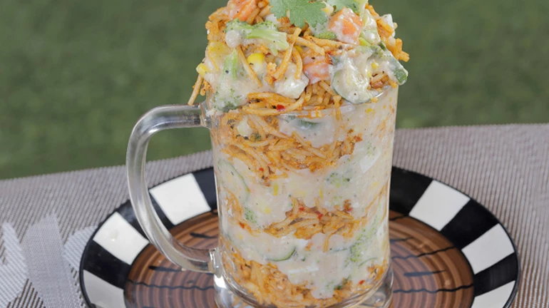 नूडल्स शेक ट्राय केलंत का? नूडल्स शेक ट्राय केलंत का?