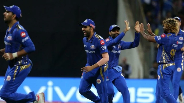 मुंबई इंडियन्सची Historic कामगिरी; ठरली २०० टी-२० खेळणारी पहिली टीम मुंबई इंडियन्सची Historic कामगिरी; ठरली २०० टी-२० खेळणारी पहिली टीम