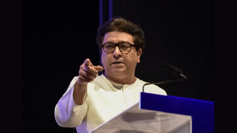 'राज ठाकरेंनी २० वर्षांच्या मुलीला घेऊन राजकारण करु नये’ - किरीट सोमय्या 'राज ठाकरेंनी २० वर्षांच्या मुलीला घेऊन राजकारण करु नये’ - किरीट सोमय्या