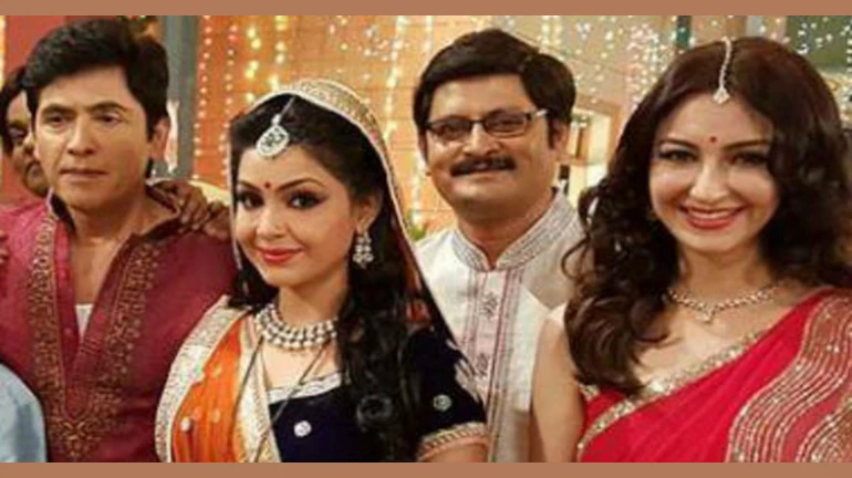 'भाभीजी घर पर हैं' सीरियल के एक क्लिप को लेकर क्यों मचा है बवाल, आप भी देखिये वह क्लिप 'भाभीजी घर पर हैं' सीरियल के एक क्लिप को लेकर क्यों मचा है बवाल, आप भी देखिये वह क्लिप