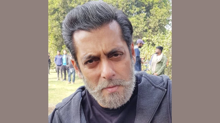Salman Khan shares his look from much-awaited film 'Bharat' Salman Khan shares his look from much-awaited film 'Bharat'
