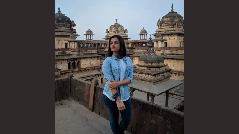 राणी लक्ष्मीबाईंच्या महालात स्पृहा राणी लक्ष्मीबाईंच्या महालात स्पृहा