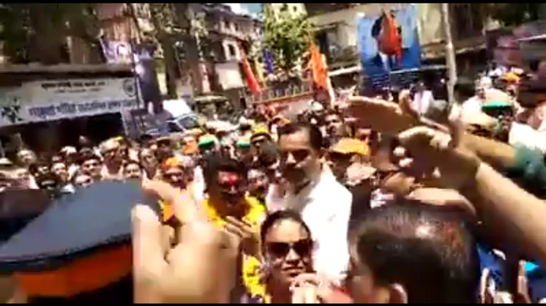 बीडीडी चाळीतील रहिवाशांकडून अरविंद सावंत यांचा निषेध बीडीडी चाळीतील रहिवाशांकडून अरविंद सावंत यांचा निषेध