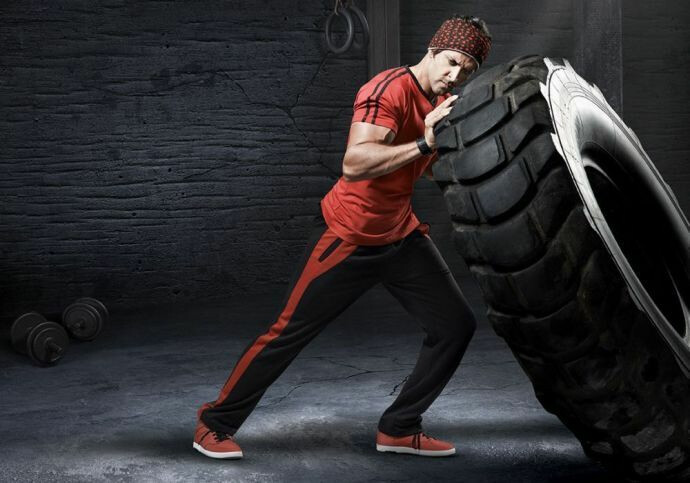 ऋतिक पुन्हा करतोय बाॅडी ट्रान्सफॉर्मेशन! व्हिडीओ पहा