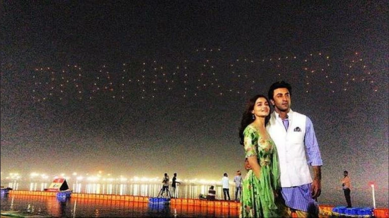 रणबीर-आलिया की ब्रम्हास्त्र पर भारी पड़ा कोरोना वायरस रणबीर-आलिया की ब्रम्हास्त्र पर भारी पड़ा कोरोना वायरस