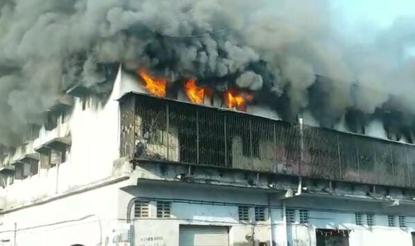 भिवंडीत ब्रश कंपनीला भीषण आग