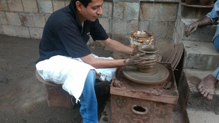 आनंदा कारेकर शिकला ईस्ट इंडियन मराठी भाषा! आनंदा कारेकर शिकला ईस्ट इंडियन मराठी भाषा!