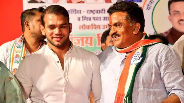 पहलवान नरसिंह यादव के खिलाफ एफआईआर दर्ज , चुनावी रैली में लिया था हिस्सा पहलवान नरसिंह यादव के खिलाफ एफआईआर दर्ज , चुनावी रैली में लिया था हिस्सा