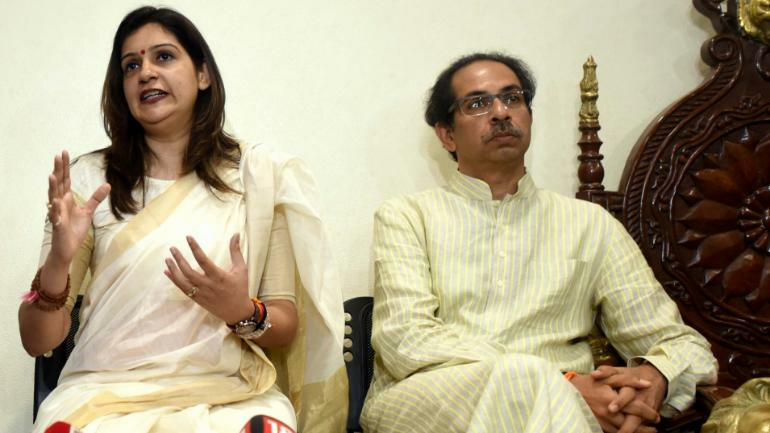शिवसेना में शामिल होने के के बाद प्रियंका चतुर्वेदी को मिला उपनेता का पद!