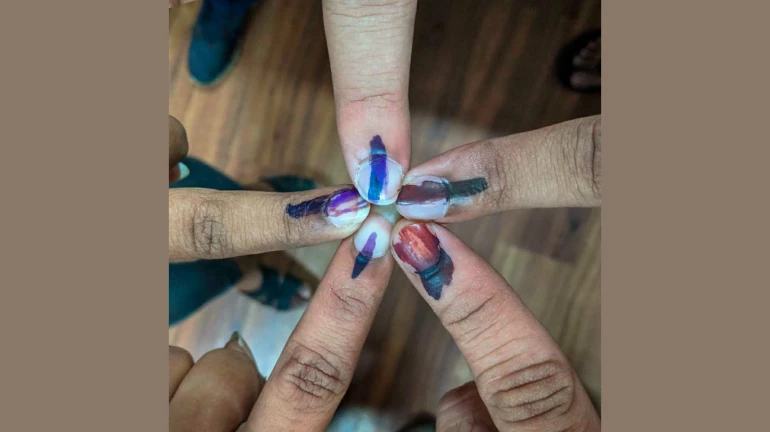 मुंबईसह महाराष्ट्रात ५७ टक्के मतदान