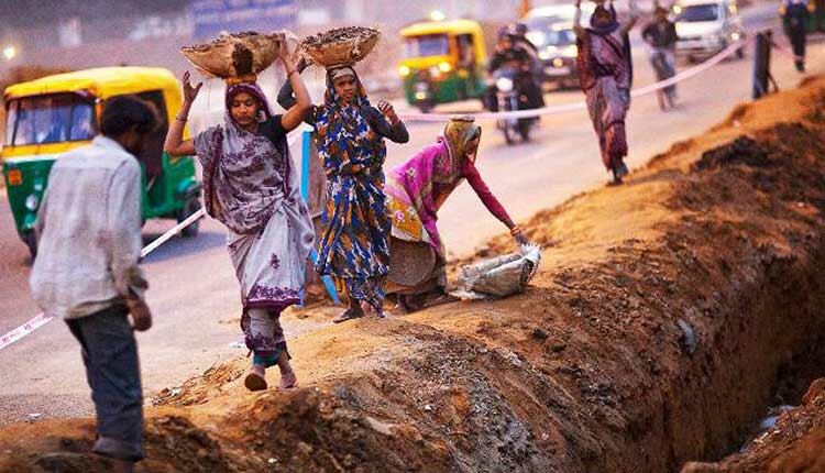 विश्व मजदुर दिवस: क्या सही में मजदूरों को उनका हक मिला है?