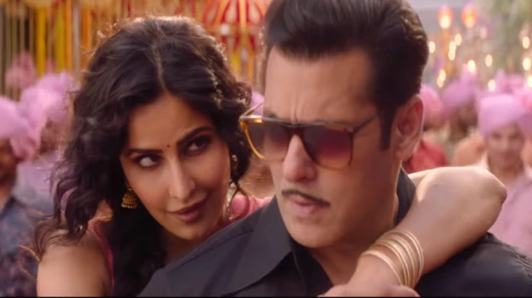 ‘भारत’ का शादी वाला गाना ‘ऐथे आ’ थिरकने के लिए करेगा मजबूर ‘भारत’ का शादी वाला गाना ‘ऐथे आ’ थिरकने के लिए करेगा मजबूर