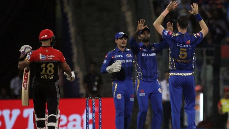 RCB च्या 'या' फलंदाजावर MI बोली लावण्याची शक्यता RCB च्या 'या' फलंदाजावर MI बोली लावण्याची शक्यता