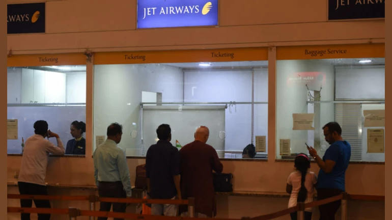 जेट एयरवेज ने बंद किये अपने दिल्ली और मुंबई एयरपोर्ट के कार्यालय जेट एयरवेज ने बंद किये अपने दिल्ली और मुंबई एयरपोर्ट के कार्यालय
