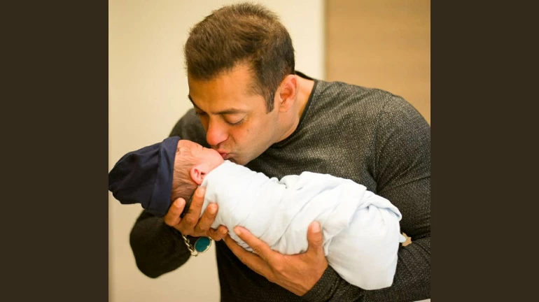 सलमान बनणार ‘कुंवारा बाप’? सलमान बनणार ‘कुंवारा बाप’?