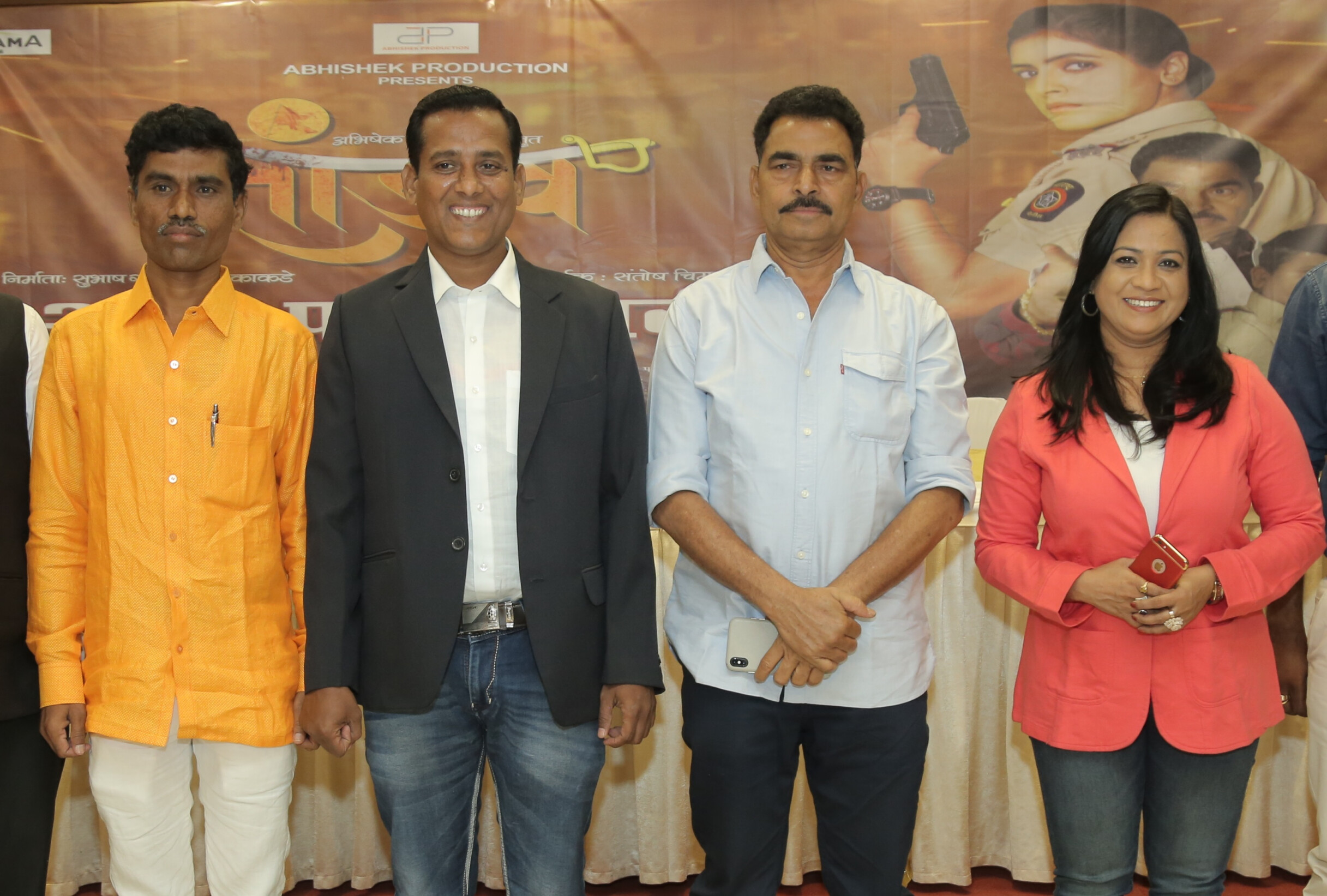 सयाजीसोबत नवोदित पूजाचा 'तांडव'