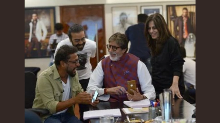 शूजित सरकार की 'गुलाबो सिताबो' के लिए अमिताभ-आयुष्मान आए साथ शूजित सरकार की 'गुलाबो सिताबो' के लिए अमिताभ-आयुष्मान आए साथ