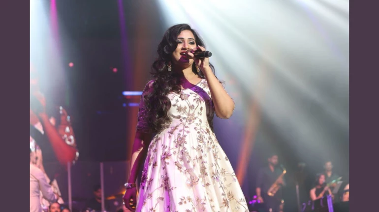 सिंगापुर एयरलाइन्स पर भड़की सिंगर श्रेया घोषाल, जानिए क्या है पूरा मामला! सिंगापुर एयरलाइन्स पर भड़की सिंगर श्रेया घोषाल, जानिए क्या है पूरा मामला!