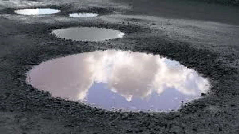 Deadline to fill Potholes in Mumbai is May 31: BMC Deadline to fill Potholes in Mumbai is May 31: BMC