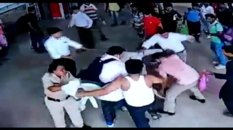 Four People attack MSF Officer at Tilak Nagar Four People attack MSF Officer at Tilak Nagar