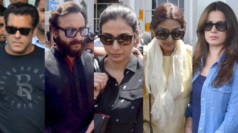 काला हिरण शिकार मामला: सैफ, तब्बू, सोनाली, नीलम की बढ़ी मुश्किलें काला हिरण शिकार मामला: सैफ, तब्बू, सोनाली, नीलम की बढ़ी मुश्किलें